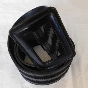 THEORY BLACK LEATHER SUEDE MADE IN ITALY BELT